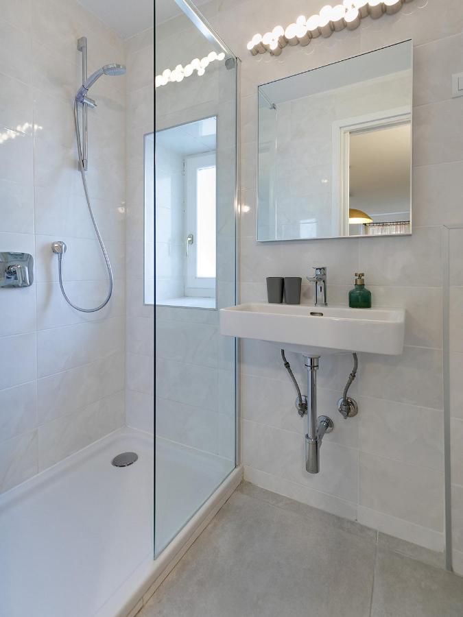 Stylish Studio Apartment By Irundo Rovinj Exterior photo