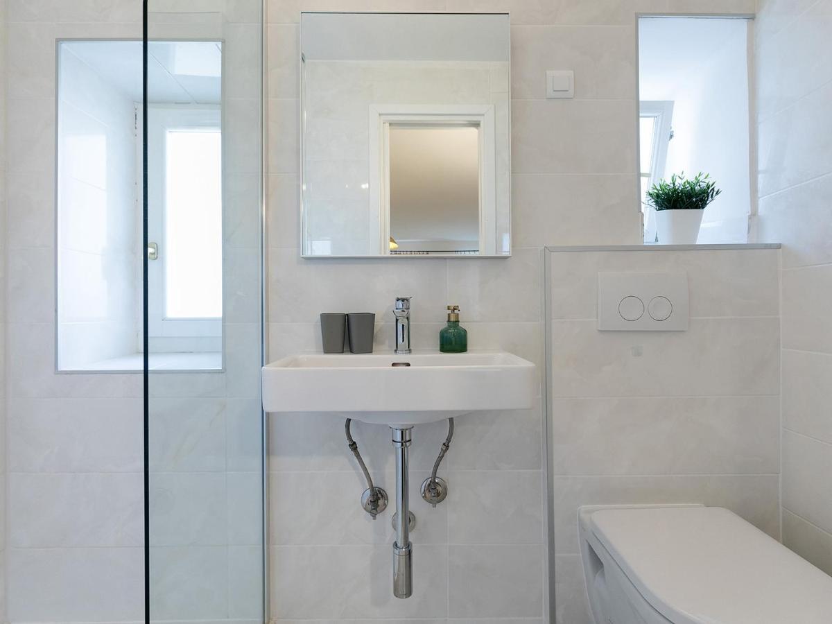 Stylish Studio Apartment By Irundo Rovinj Exterior photo